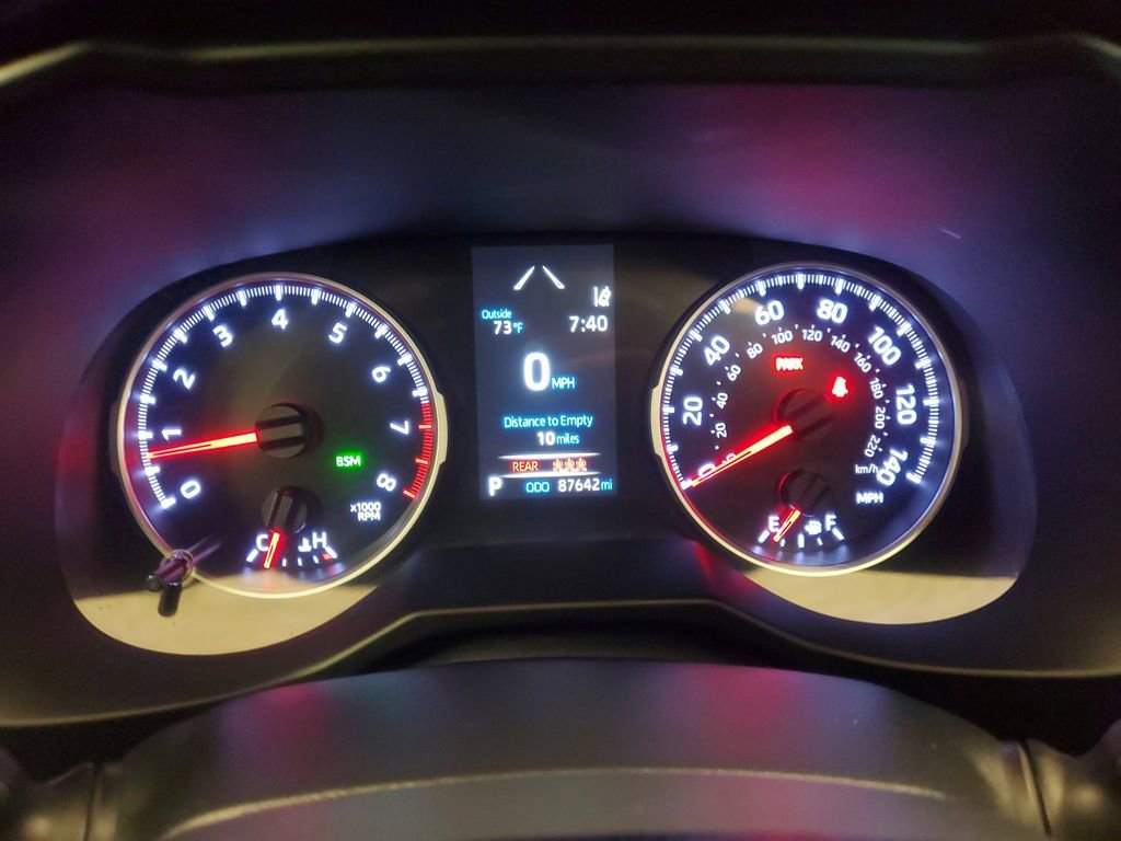 Used 2020 Toyota RAV4 XLE w/ Convenience Package image 23