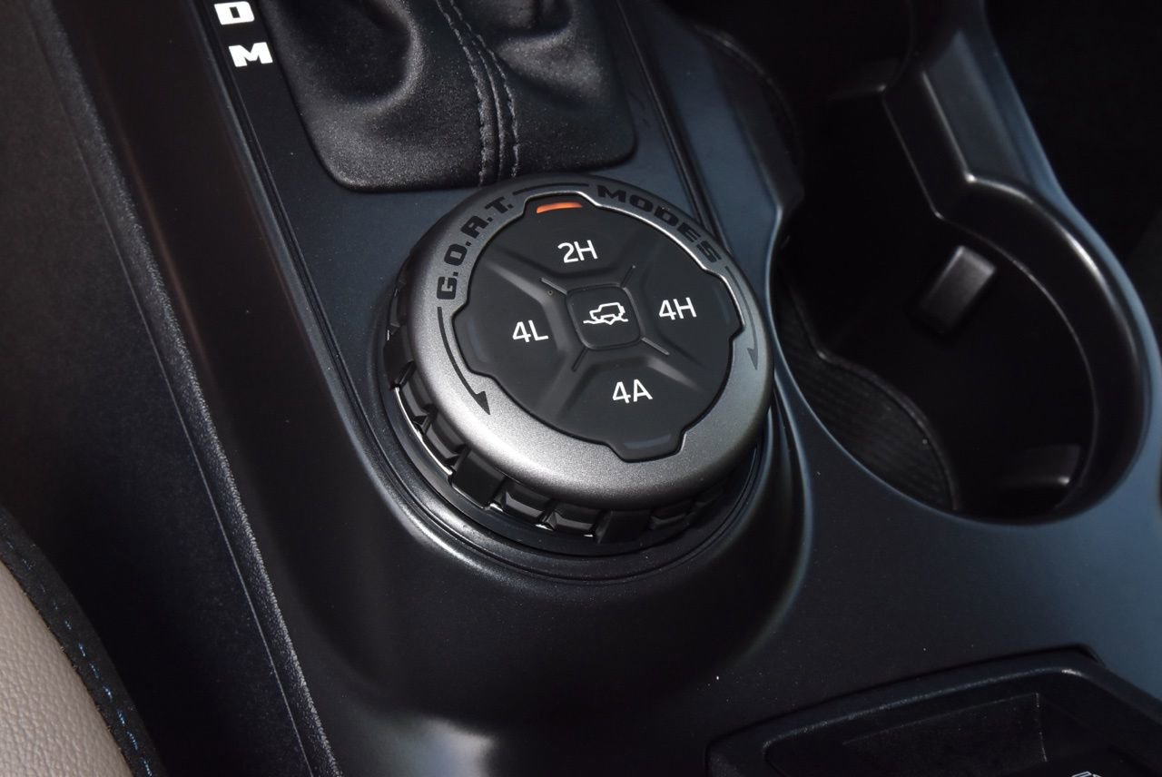 Certified 2024 Ford Bronco Wildtrak AWD/4WD image 34