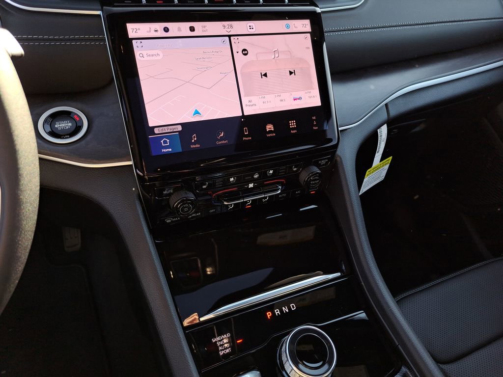 New 2025 Jeep Grand Cherokee Limited w/ Luxury Tech Group II AWD/4WD image 7