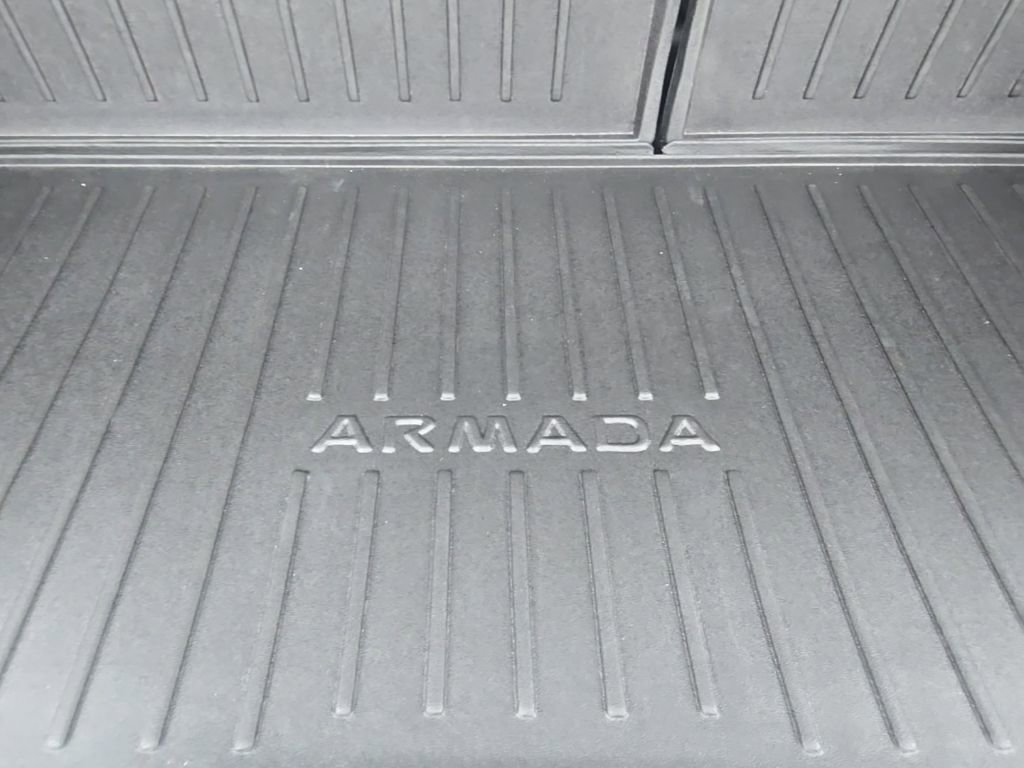 Used 2024 Nissan Armada SL w/ Captain's Chairs Package image 44