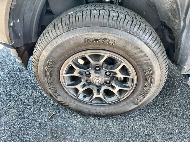 Used 2023 Toyota Tacoma SR5 image 18