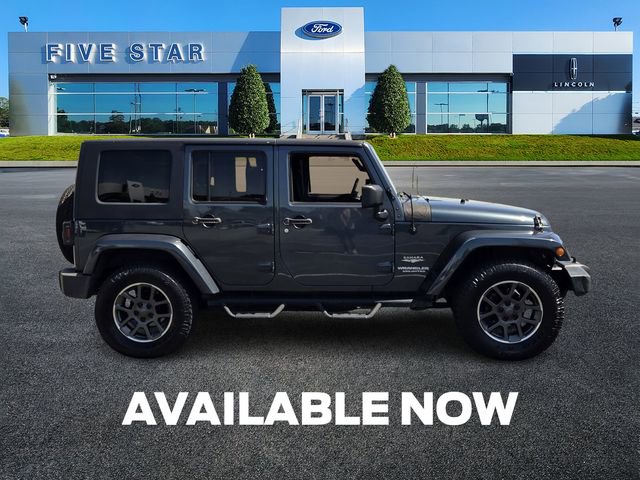 Used 2007 Jeep Wrangler Unlimited Sahara w/ Dual Top Group image 9