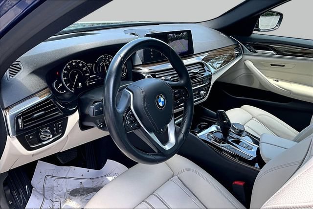 Used 2018 BMW 530e xDrive w/ Premium Package 2 AWD/4WD image 19