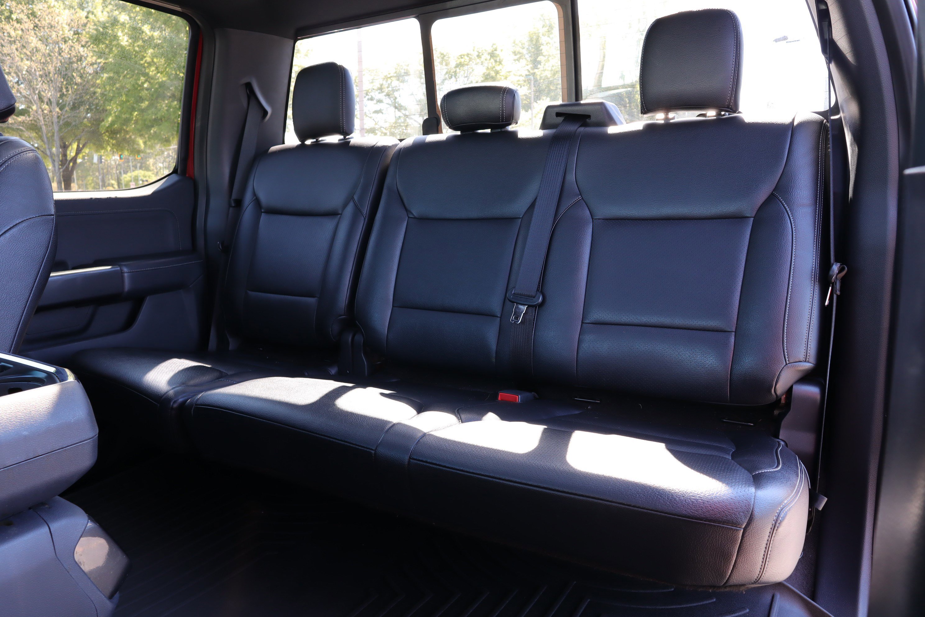 Used 2021 Ford F150 XLT w/ Equipment Group 302A High image 10