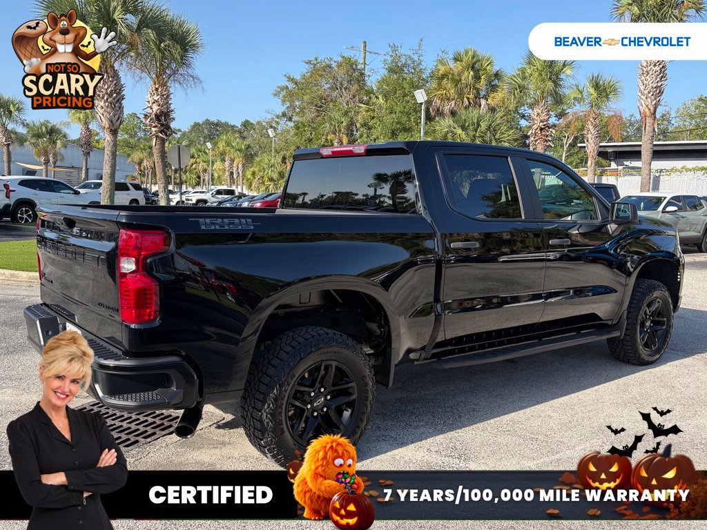 Used 2025 Chevrolet Silverado 1500 Custom Trail Boss w/ Dark Appearance Package AWD/4WD image 7