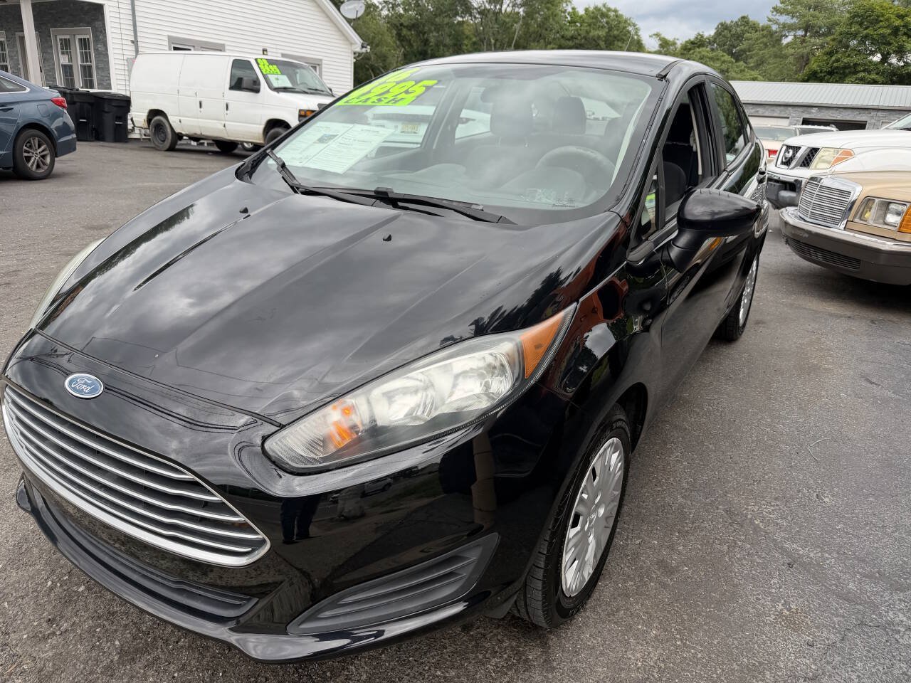 Used 2016 Ford Fiesta S FWD image 4