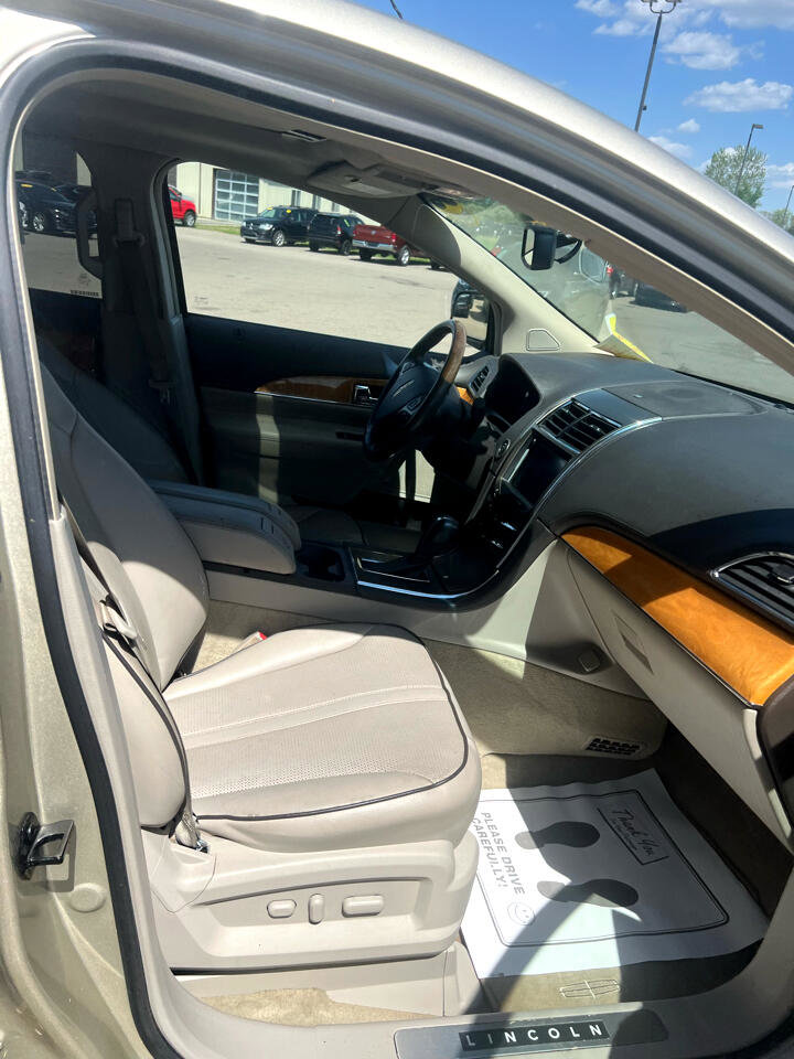 Used 2011 Lincoln MKX AWD w/ Sight & Sound Pkg image 15