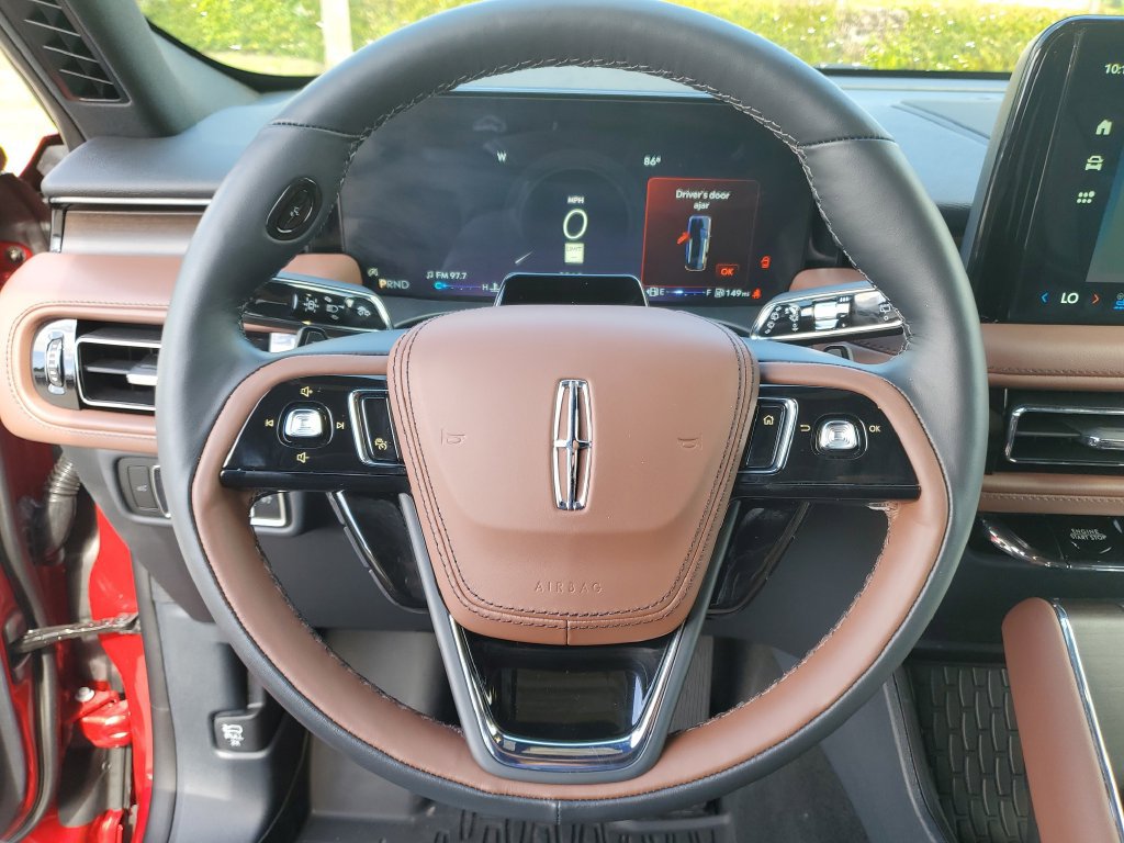 New 2026 Lincoln Aviator Reserve w/ Luxury Package RWD image 23