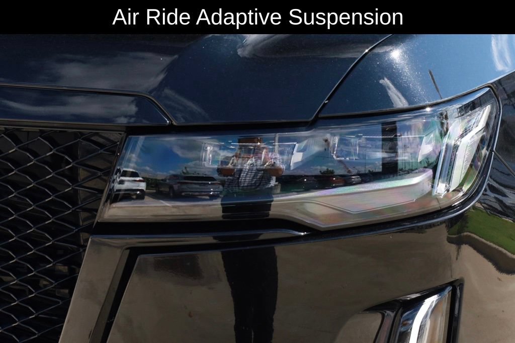 Used 2022 Cadillac Escalade ESV Sport w/ Touring Package RWD image 9