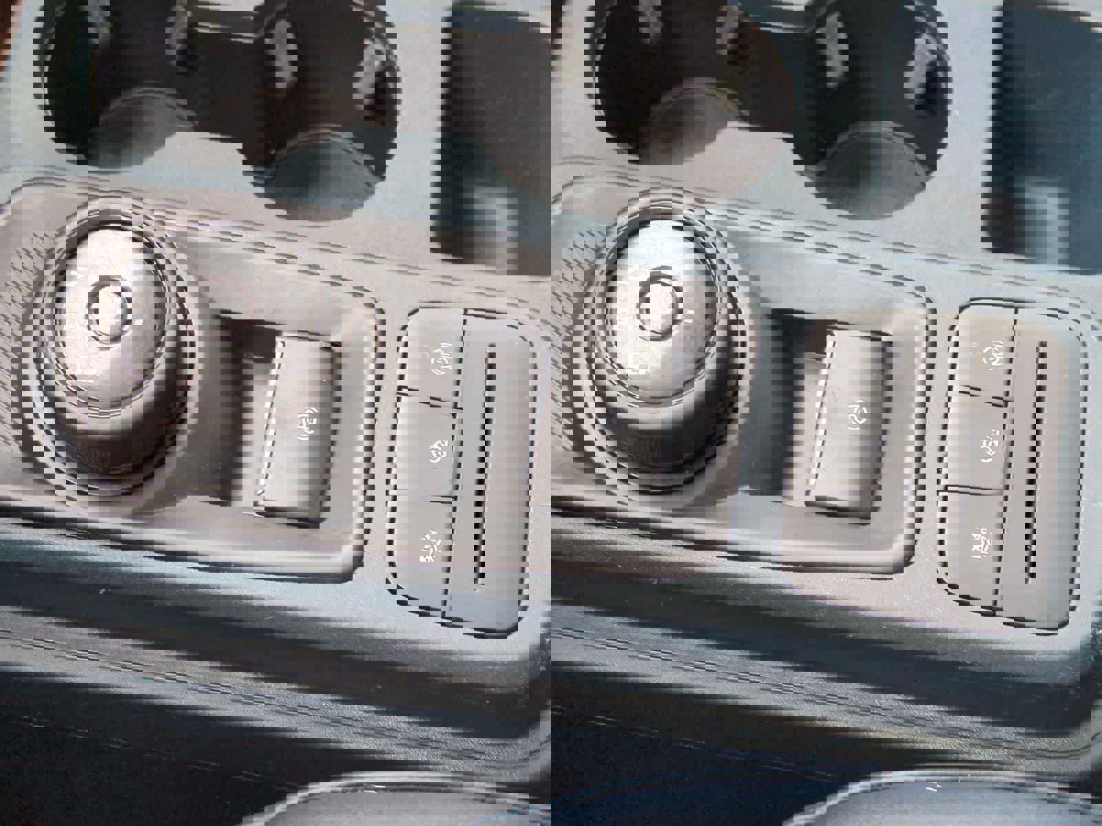 Used 2023 Ford Maverick Lariat image 30