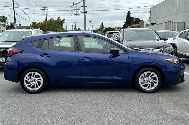 Certified 2025 Subaru Impreza 2.0i AWD/4WD image 2