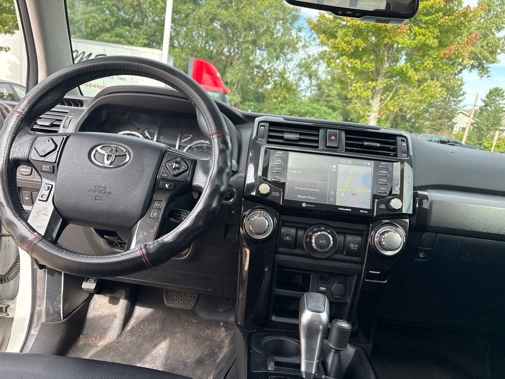 Used 2020 Toyota 4Runner TRD Off-Road Premium w/ Moonroof Package AWD/4WD image 23