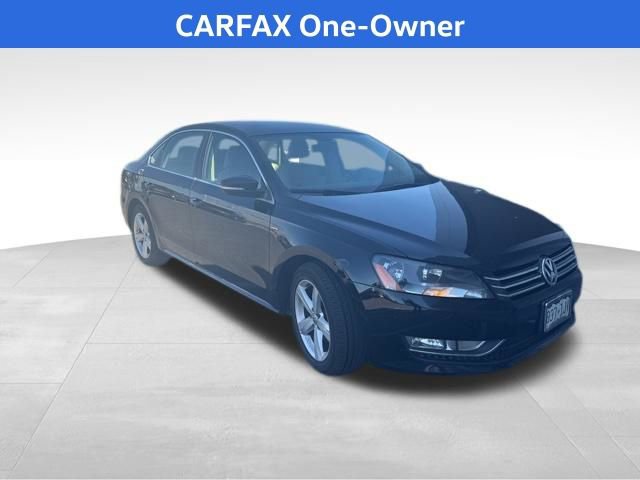 Used 2015 Volkswagen Passat 1.8T Limited Edition image 2