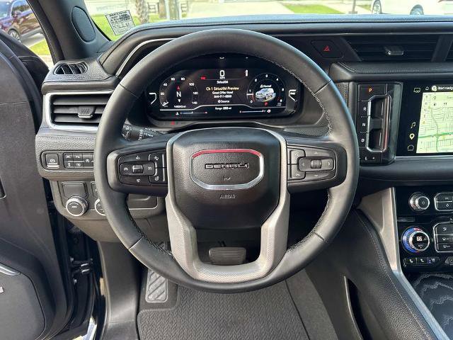 Used 2023 GMC Yukon XL Denali image 25