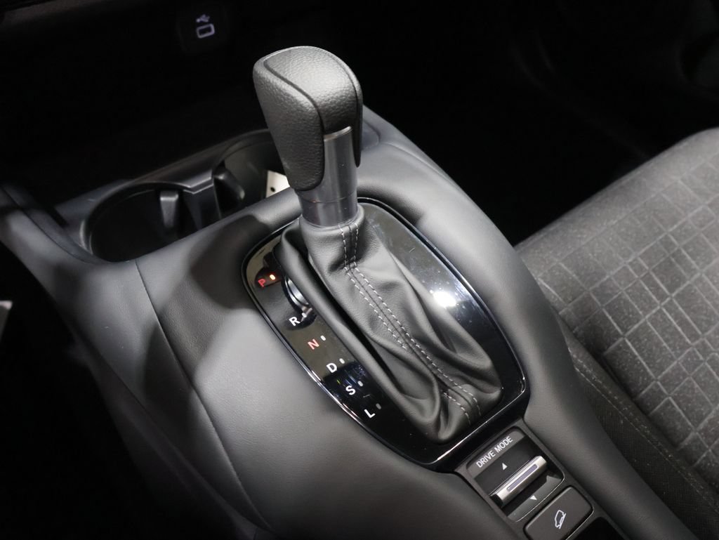 Used 2024 Honda HR-V LX image 29