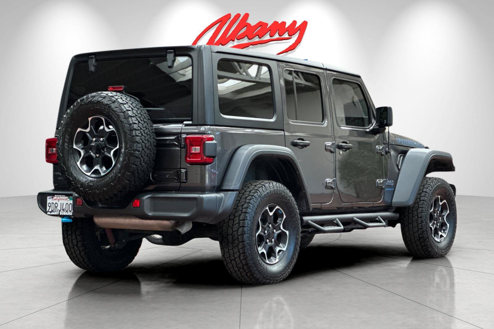 Used 2023 Jeep Wrangler Unlimited Rubicon 4xe AWD/4WD image 4