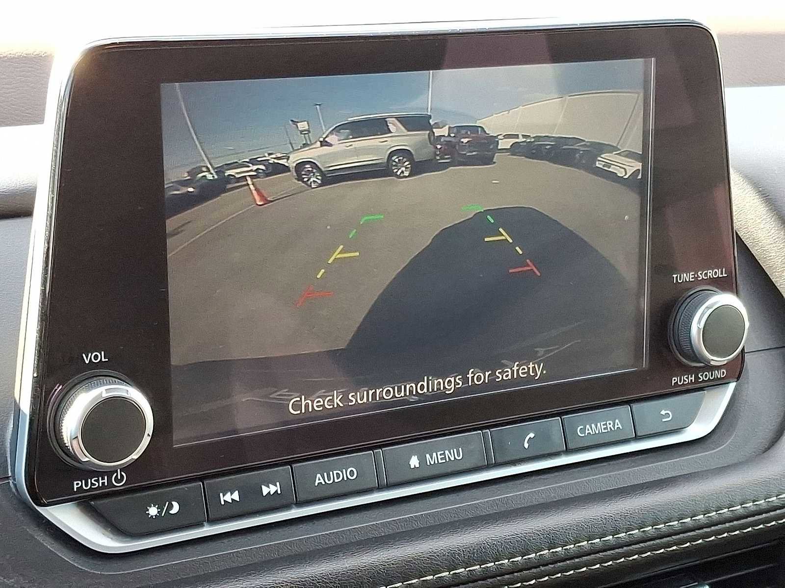 Used 2023 Nissan Rogue S image 20