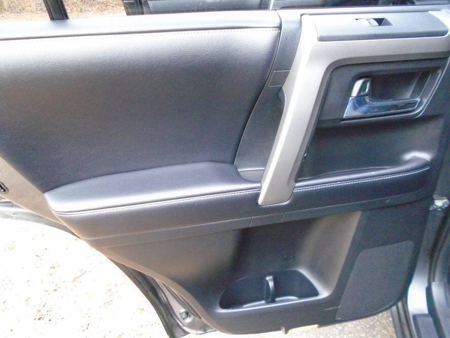 Used 2018 Toyota 4Runner SR5 image 20