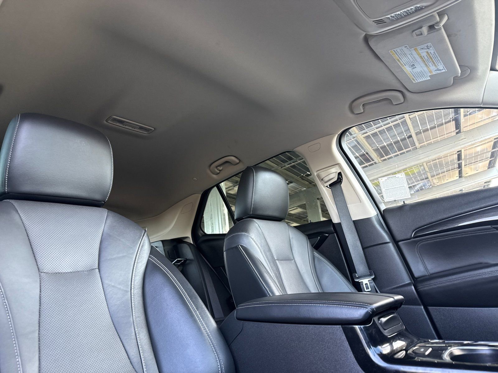 Used 2023 Buick Envision Essence image 16