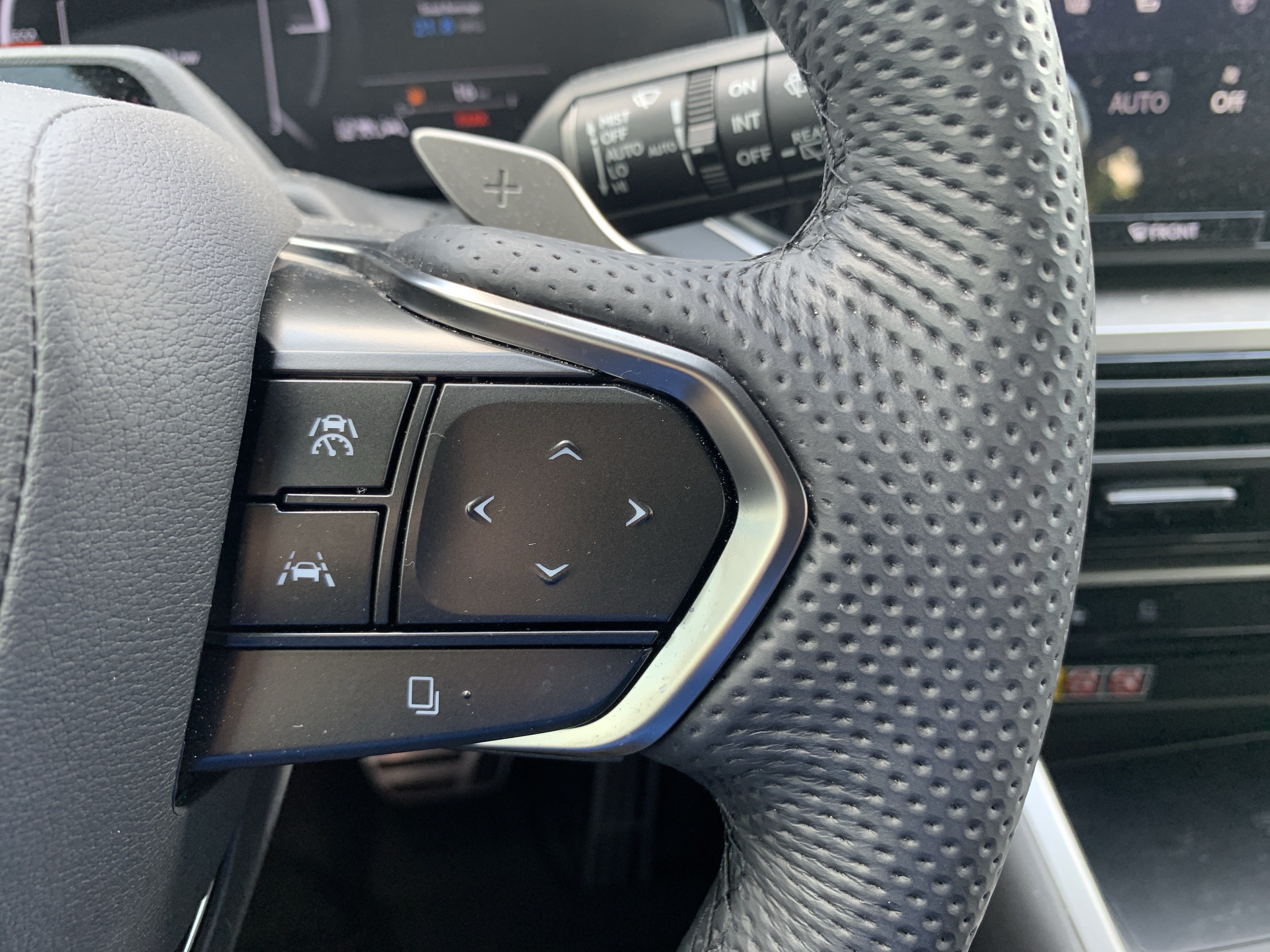 Certified 2026 Lexus TX 500h AWD w/ Technology Package image 20