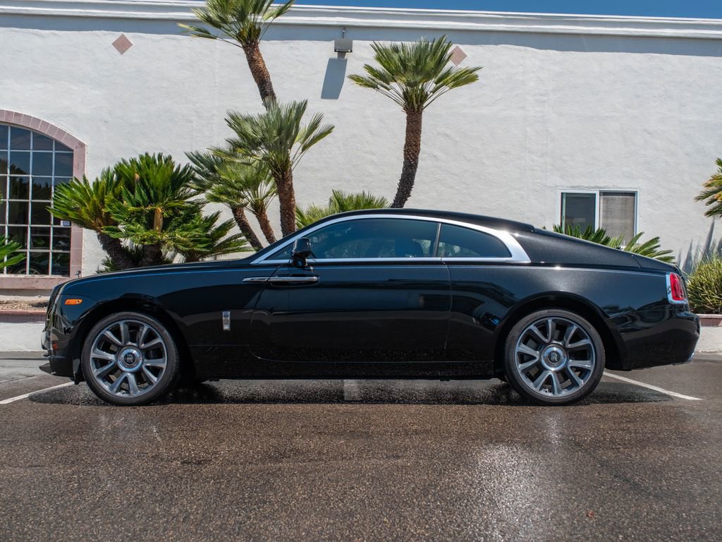Used 2020 Rolls-Royce Wraith RWD image 3