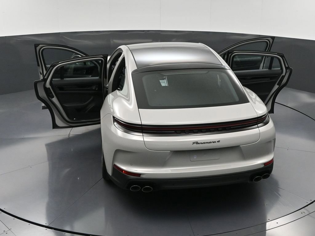 New 2026 Porsche Panamera 4 image 34