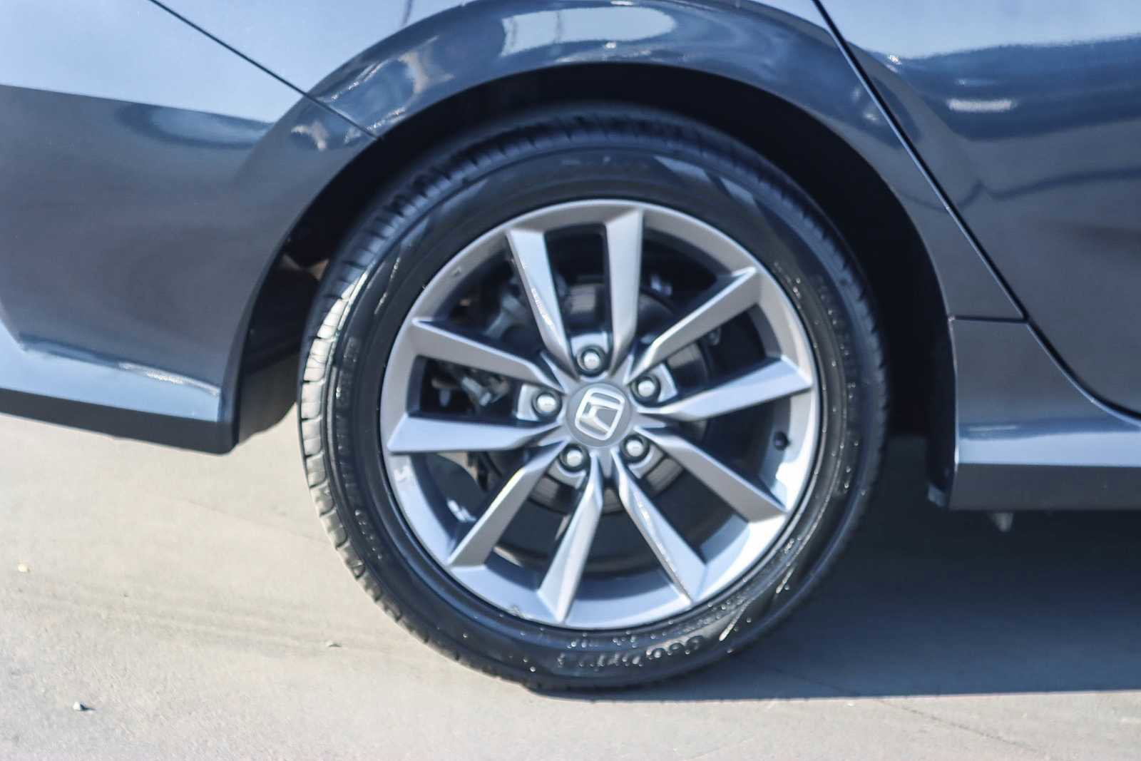 Used 2020 Honda Civic EX-L image 10