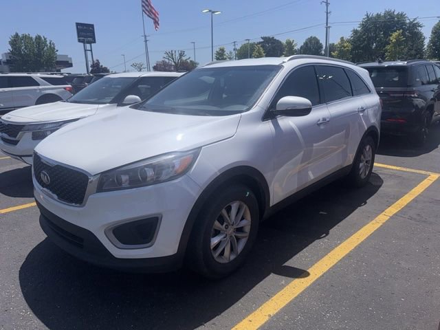 Used 2018 Kia Sorento FWD image 1