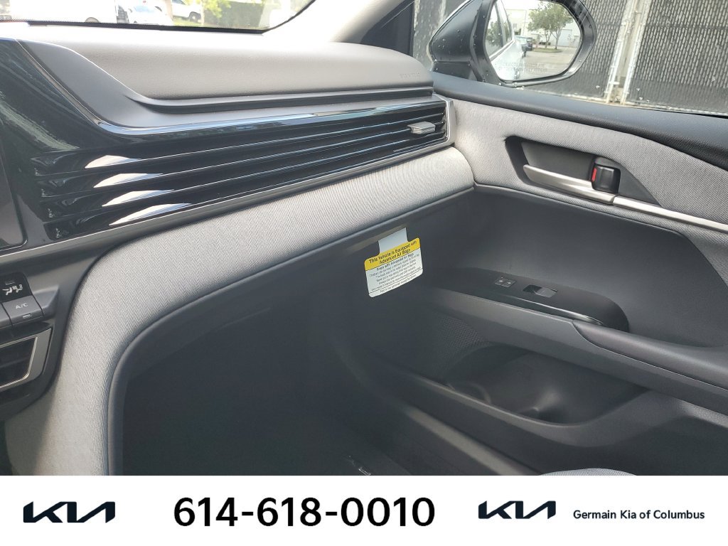 Used 2026 Toyota Camry LE w/ Convenience Package FWD image 33