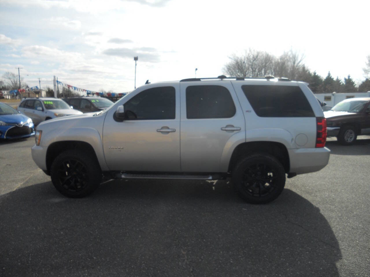 Used 2011 Chevrolet Tahoe LT w/ Luxury Package image 14