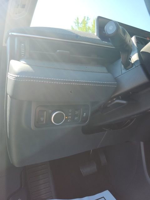 New 2025 Ford Mustang Mach-E Premium image 37