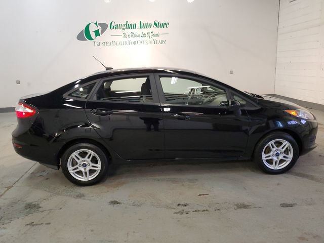Used 2017 Ford Fiesta SE image 7
