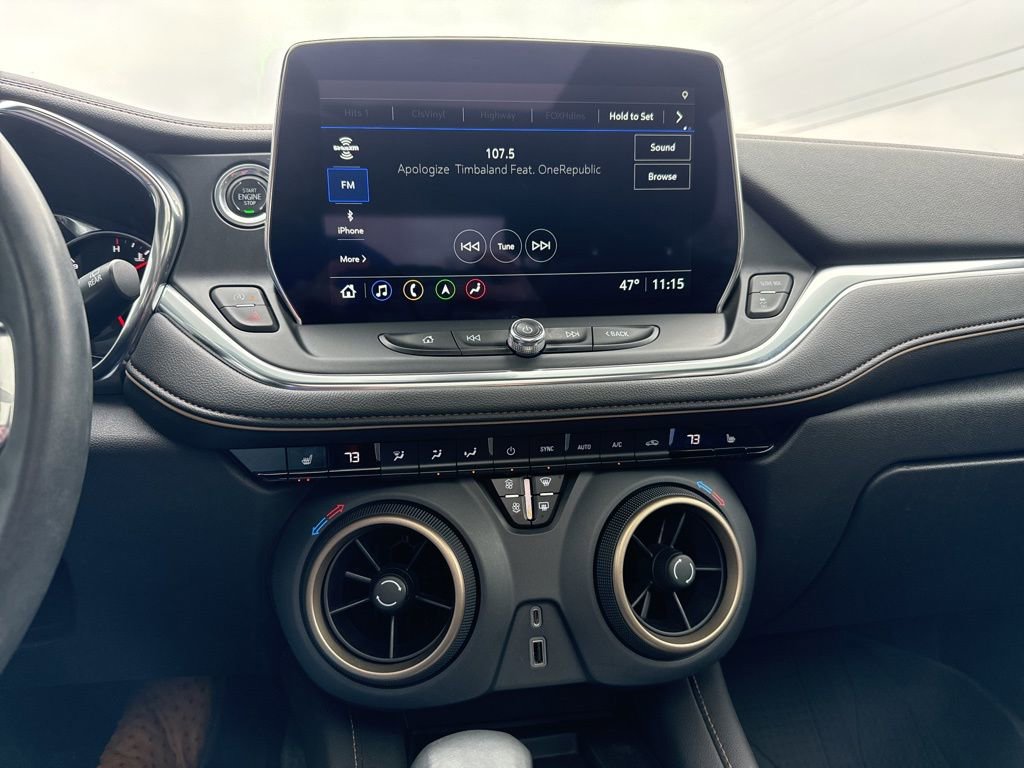 Used 2023 Chevrolet Blazer Premier image 18