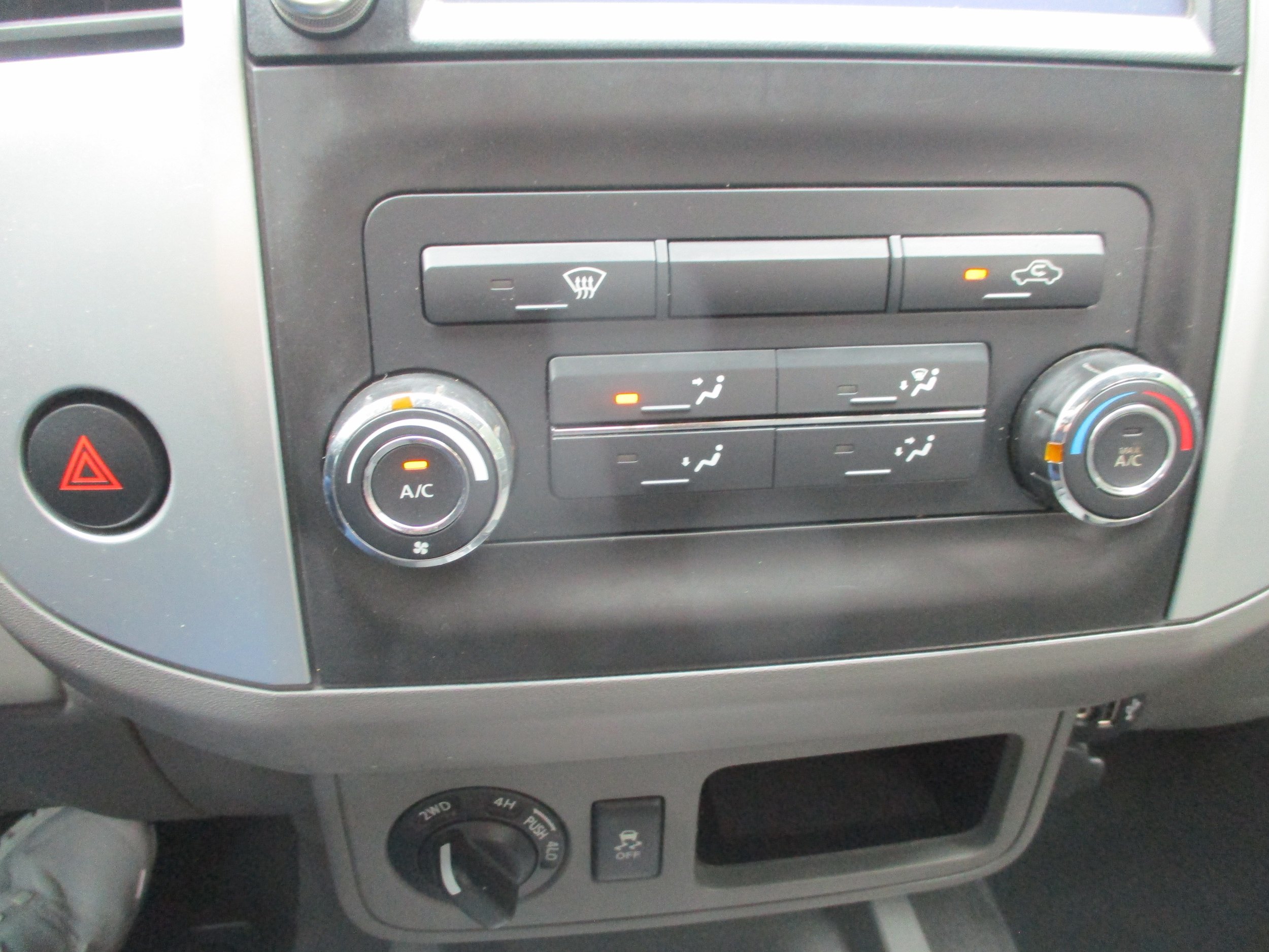 Used 2021 Nissan Frontier SV AWD/4WD image 14