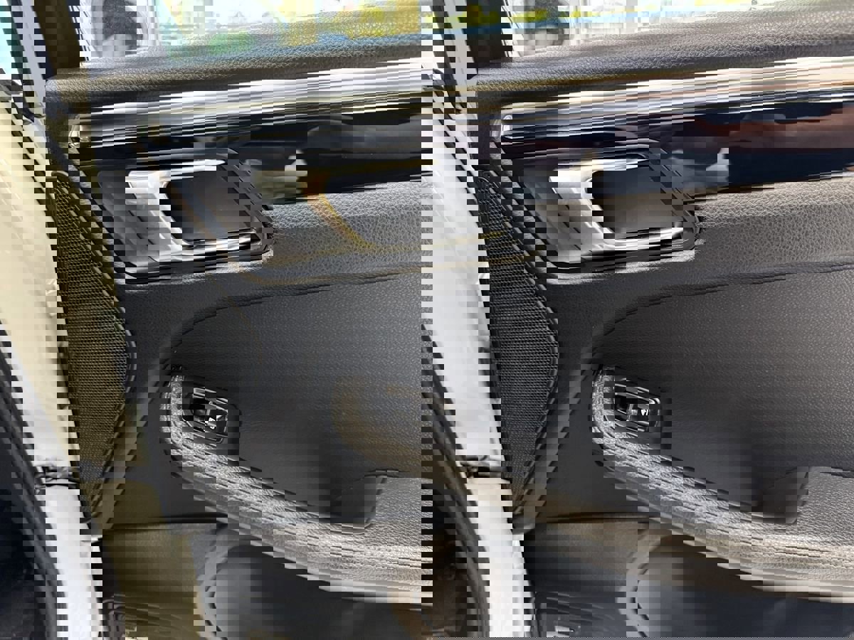 Used 2015 Porsche Macan S image 43