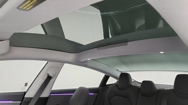 Used 2025 Tesla Model 3 RWD image 71