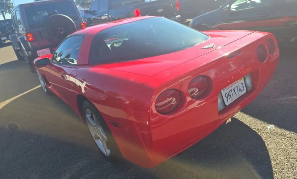 Used 2003 Chevrolet Corvette Coupe image 6