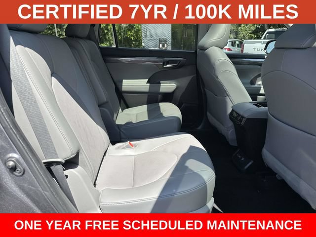 Used 2022 Toyota Highlander Platinum AWD/4WD image 11