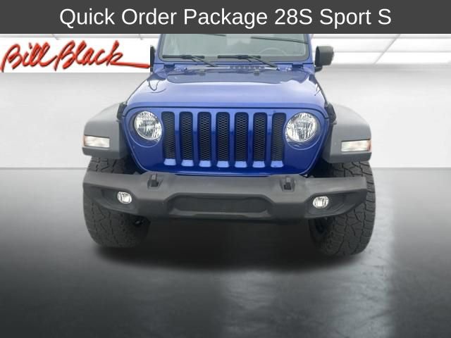Used 2018 Jeep Wrangler Sport AWD/4WD image 3