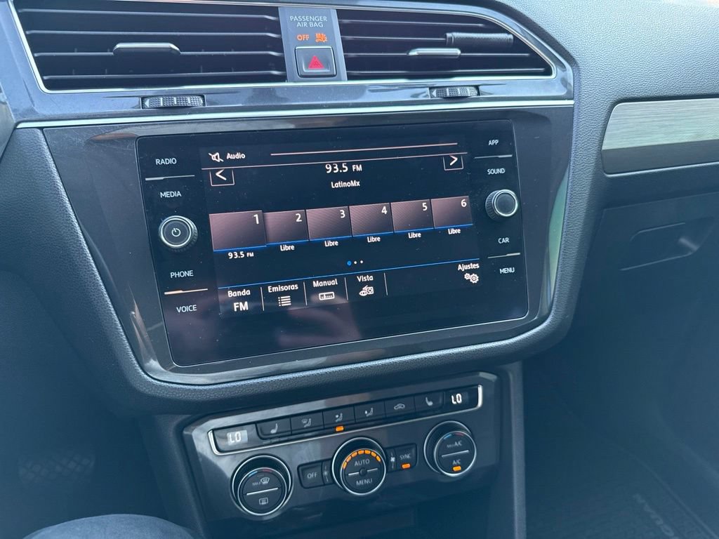 Used 2018 Volkswagen Tiguan SE AWD/4WD image 20