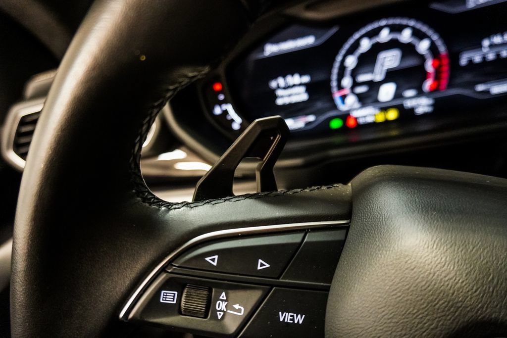 Used 2022 Lamborghini Urus AWD/4WD image 17