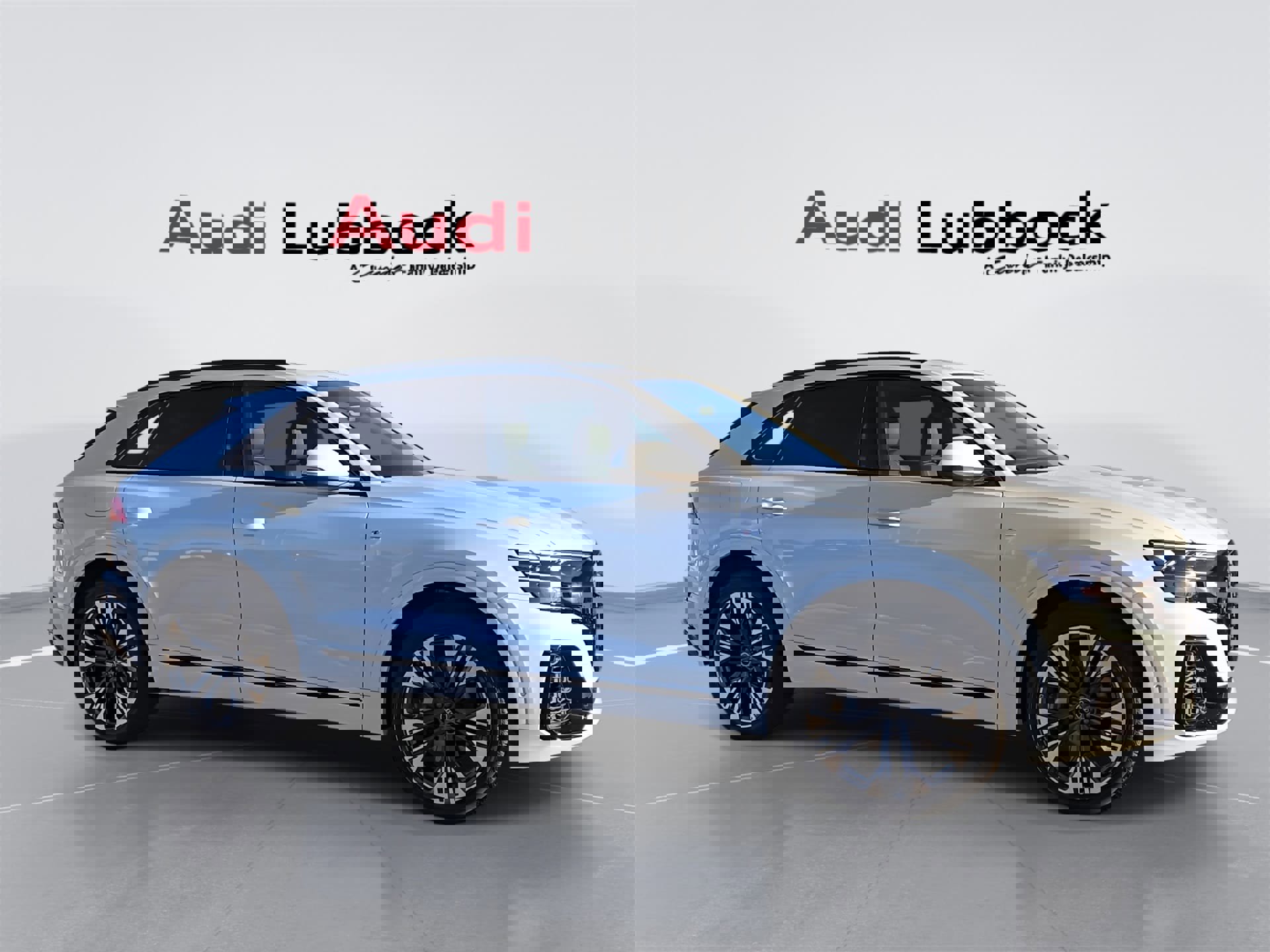 New 2026 Audi Q8 Premium Plus image 9