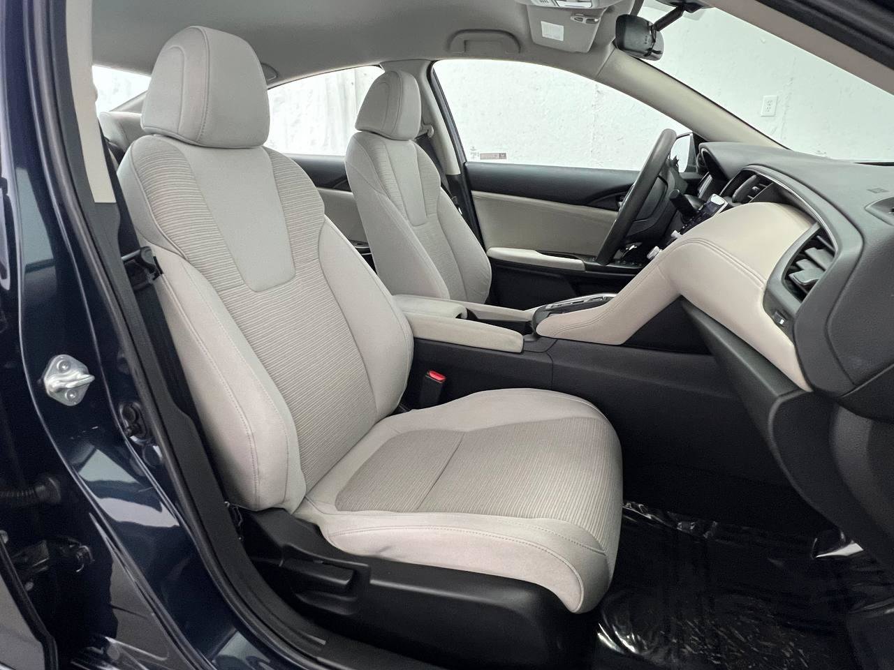 Used 2021 Honda Insight EX image 12