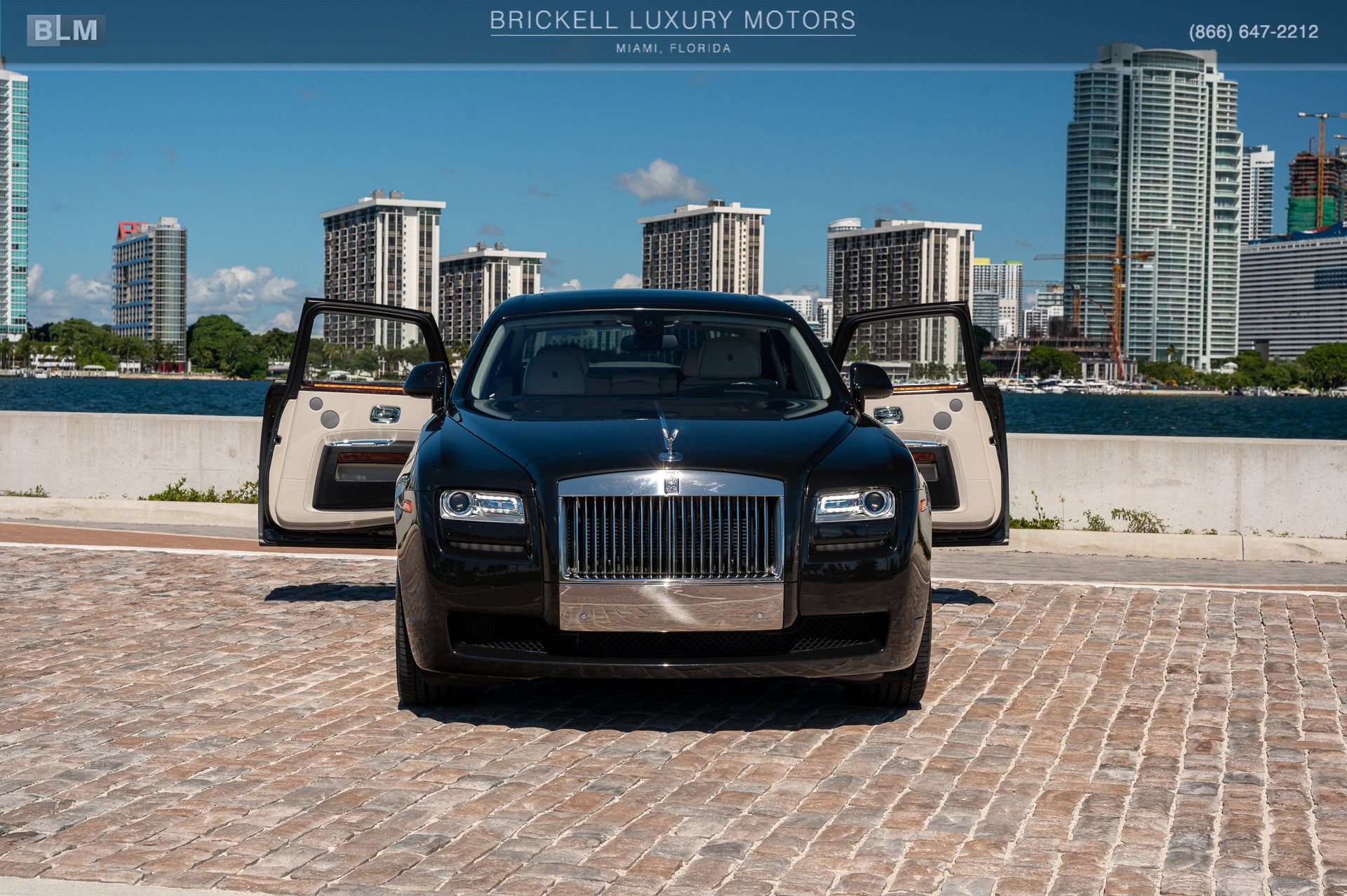Used 2014 Rolls-Royce Ghost image 2