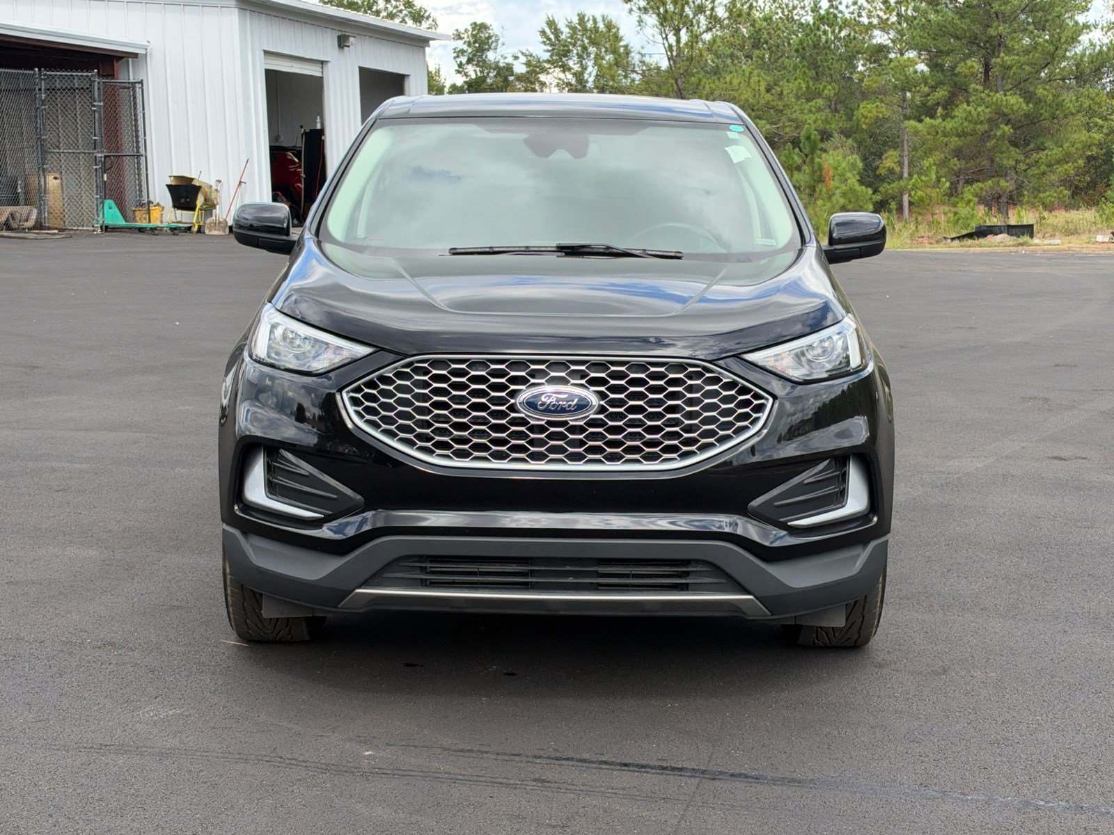 Used 2024 Ford Edge SEL AWD/4WD image 2
