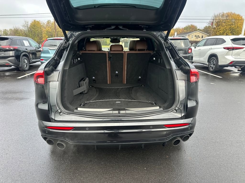 Used 2023 Maserati Grecale GT image 11