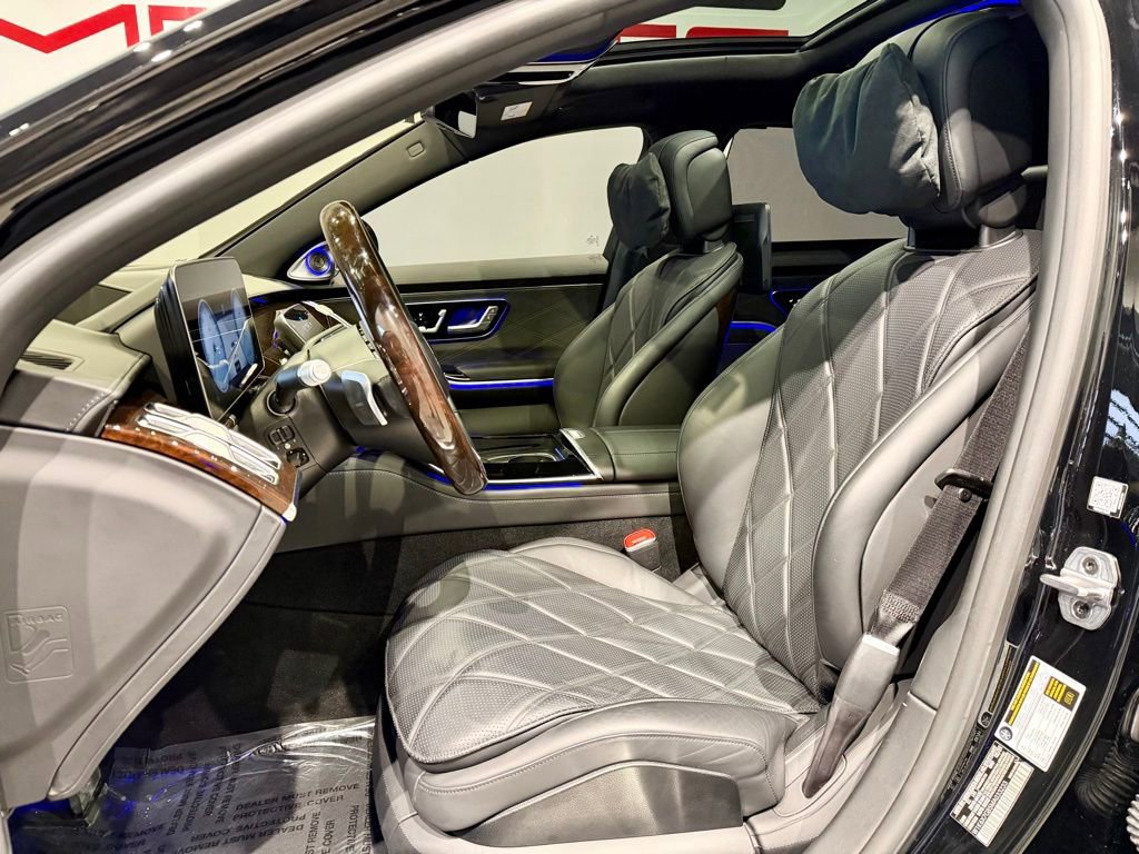 Used 2021 Mercedes-Benz Maybach S 580 4MATIC image 36