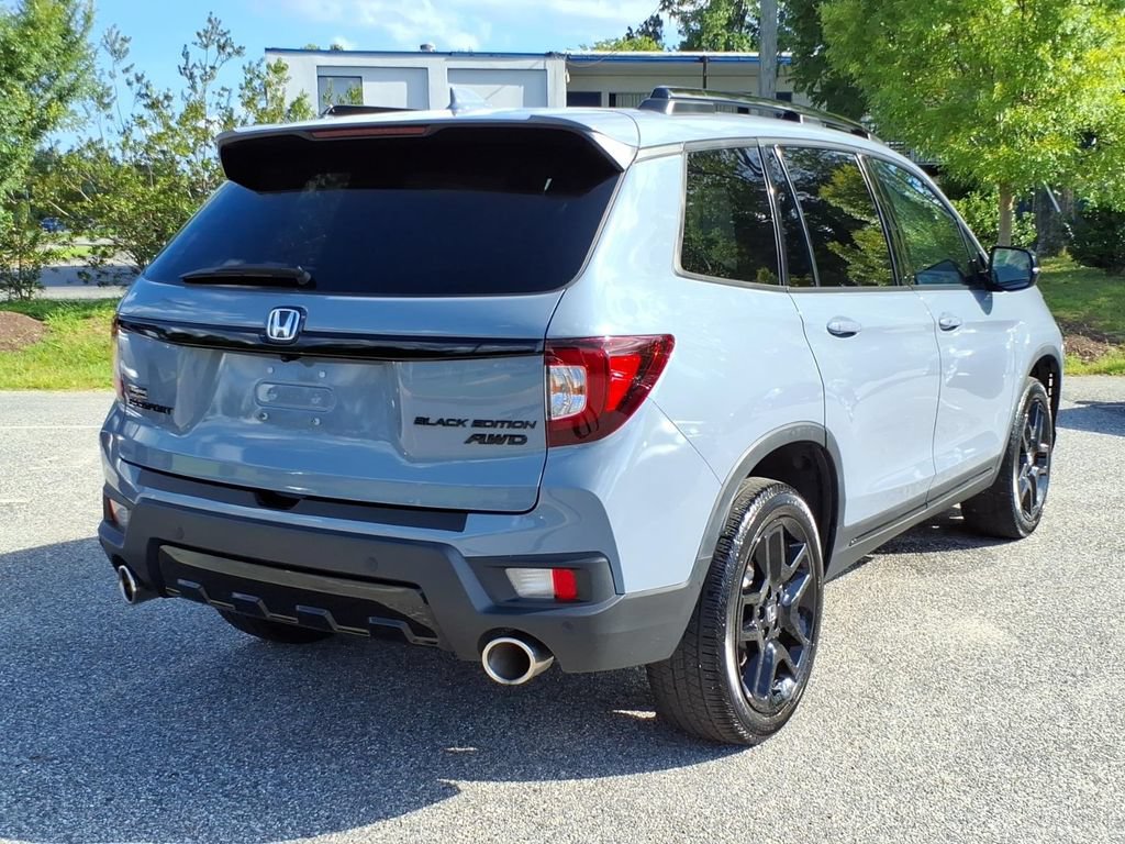 Used 2024 Honda Passport Black Edition image 9
