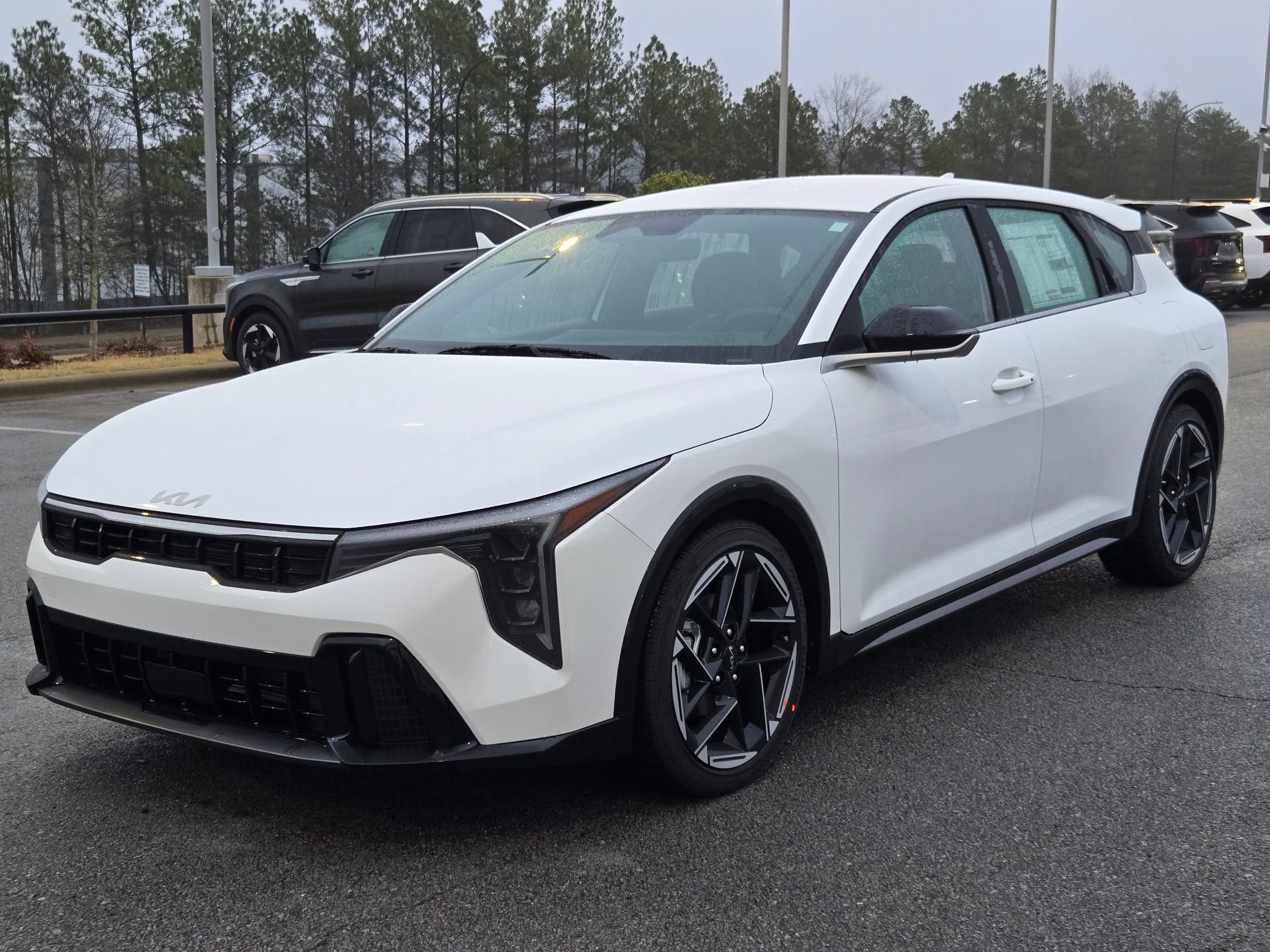 New 2026 Kia K4 GT-Line FWD image 3