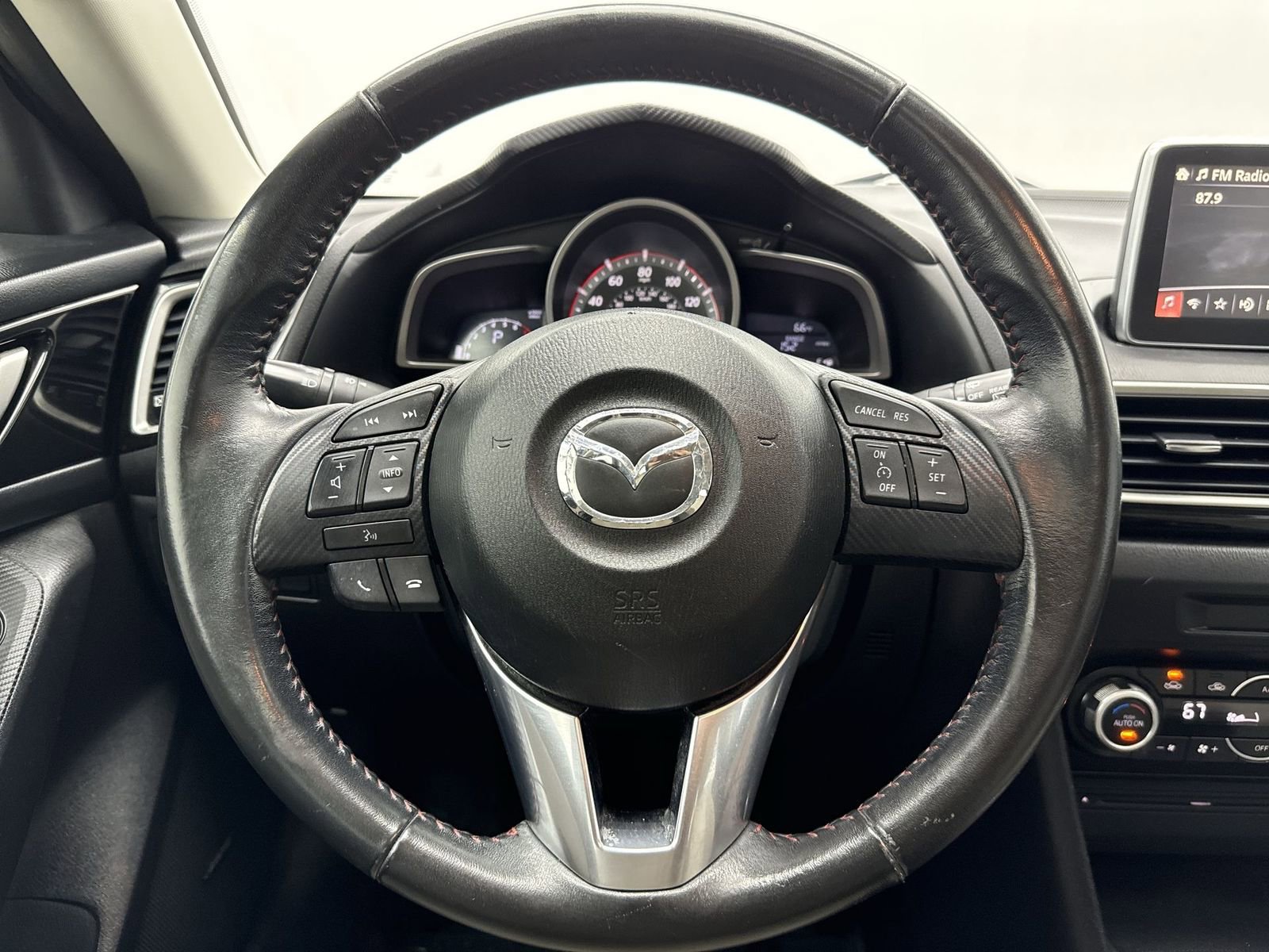 Used 2015 MAZDA MAZDA3 i Touring w/ Technology Package image 13